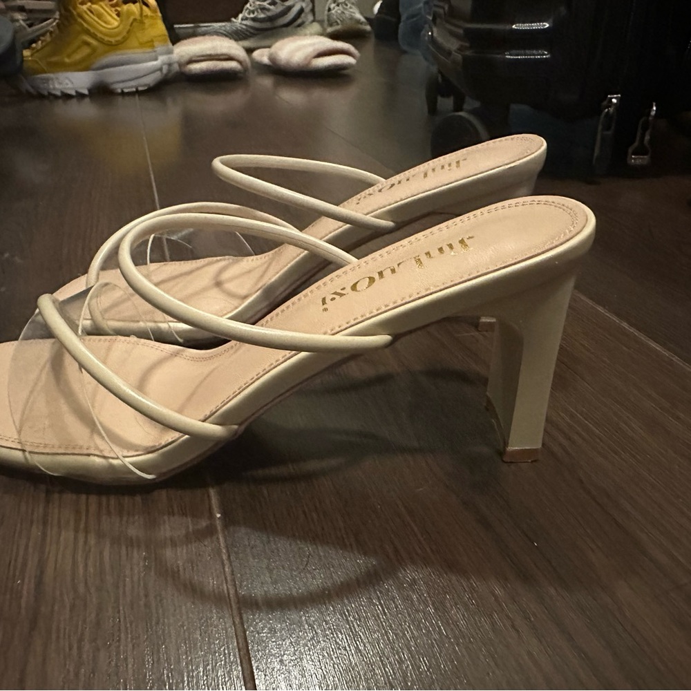 High heel sandals us6